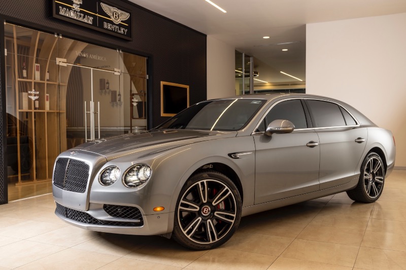 Flying Spur V8 2018